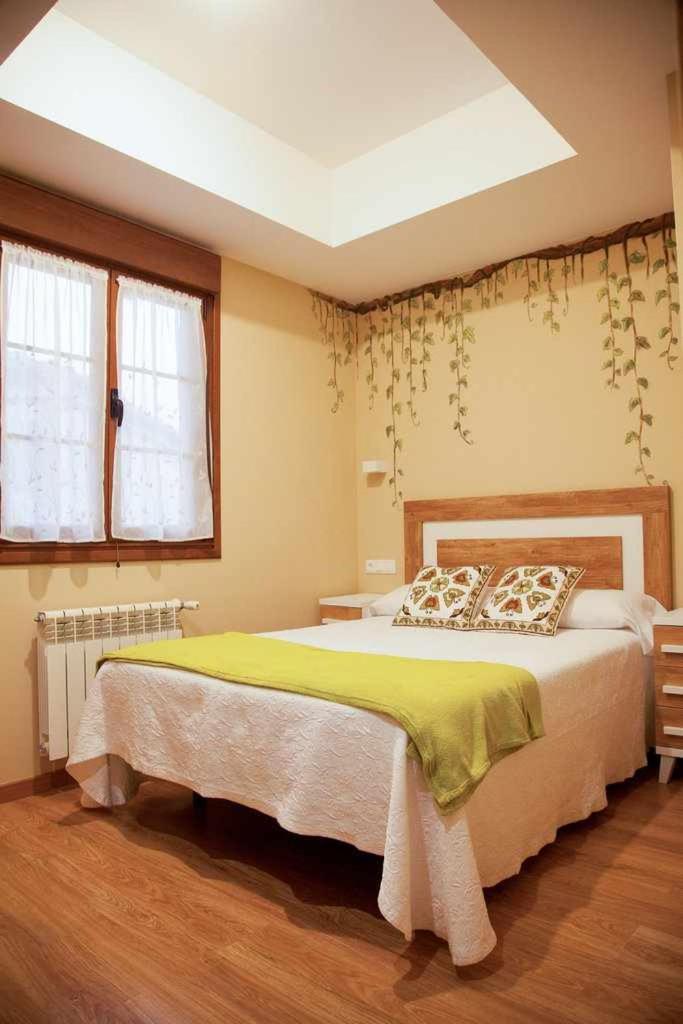 Cumbres De Los Picos Apartamento La Yedra Poo  ภายนอก รูปภาพ